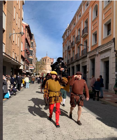 Carlos V vuelve a las calles de Medina del Campo