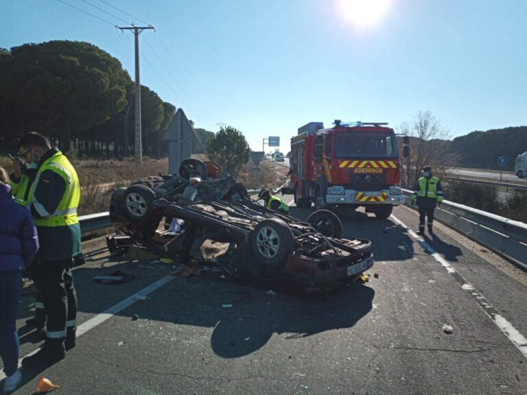 Un fallecido en un accidente en la A-6, en Tordesillas