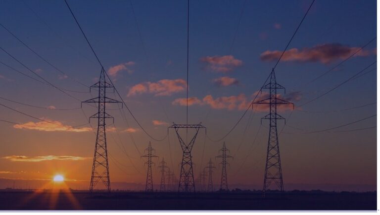 ¿Porqué está subiendo el precio de la electricidad?