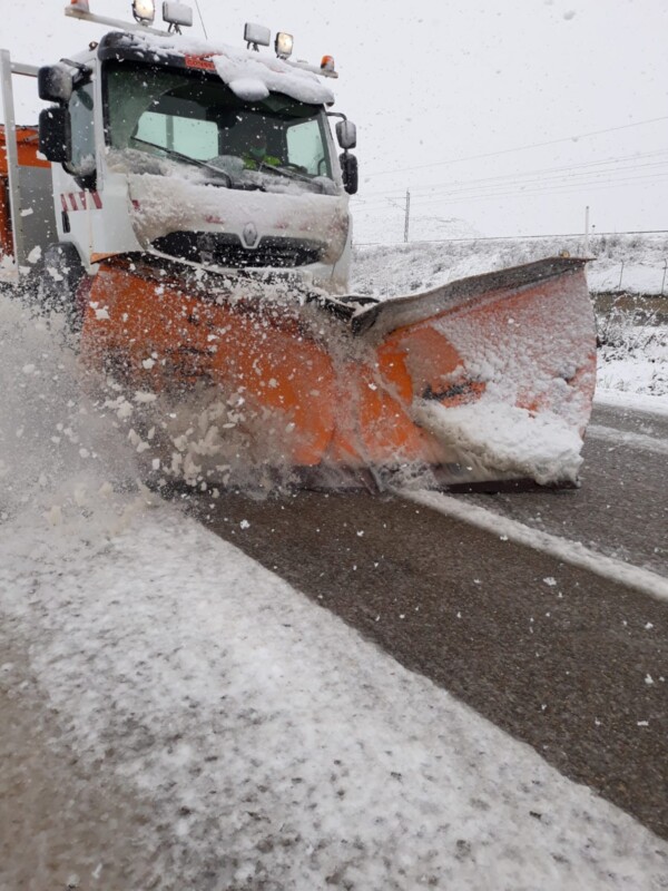 La nieve causa problemas de circulación en las carreteras de la provincia de Valladolid