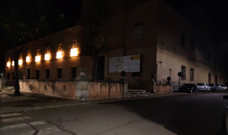 Gana Medina solicita mejoras en la iluminación del Hospital Simón Ruiz