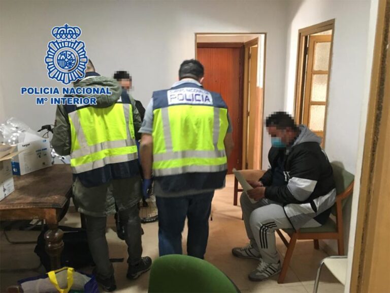 Detenidas 11 personas por explotar a jornaleros del campo en Valladolid