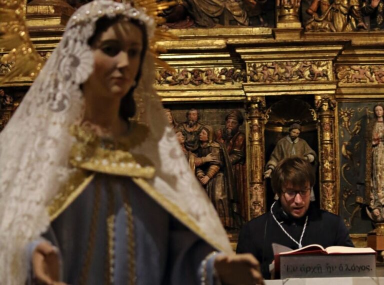 La Cofradía de Nuestra Madre Santísima de la Soledad y Virgen de la Alegría renueva su Presidencia