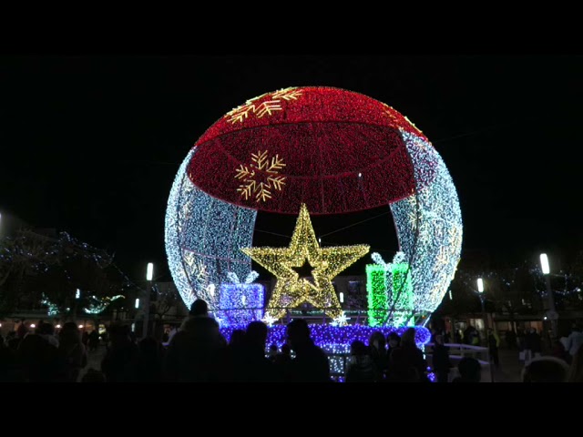 Imágenes de la inauguración del alumbrado navideño en Medina del Campo