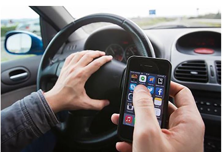 La DGT y la Junta simplifican los trámites para cambiar de titular un coche en Castilla y León: ya no será necesario acudir a las oficinas