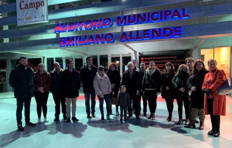 El Auditorio Municipal ya luce su nuevo nombre, dedicado a la figura de Emiliano Allende