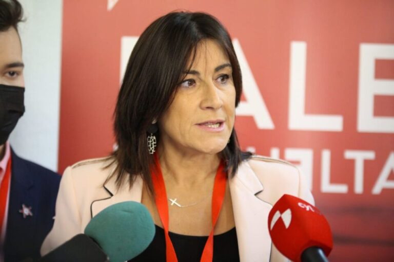 Ana Sánchez asegura que el PSOE será “el muro de contención” para frenar las amenazas que se ciernen sobre CyL