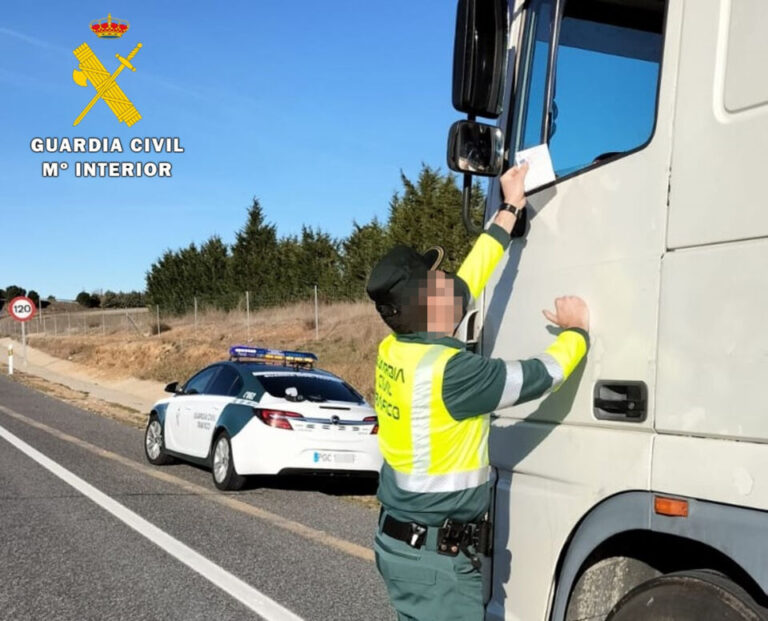 La Guardia Civil investiga a un camionero que septuplicaba la tasa de alcohol permitida