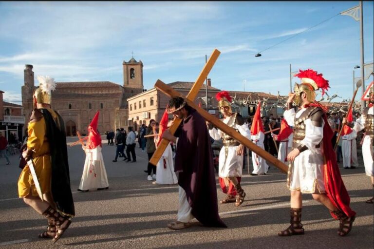 Devoción y tradición en torno a la Semana Santa llega a los pueblos de la Comarca de Medina