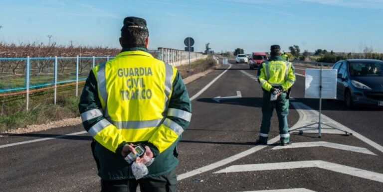 La Guardia Civil investiga a dos conductores por grabarse a más de 200 km/h y publicarlo en redes