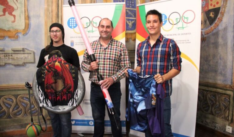 Medina del Campo acoge su primer torneo de jugger y apuesta por la novedad en el terreno deportivo