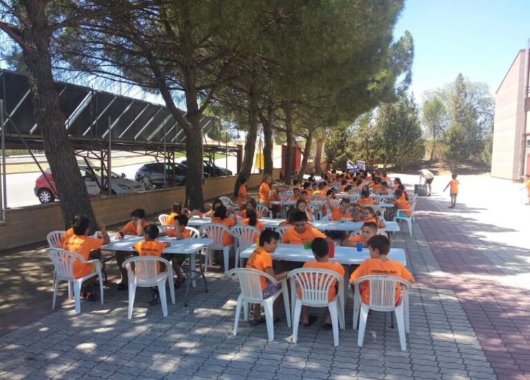 El Ayuntamiento de Medina asegura que dispone de plazas para todos los niños en el Campamento de Verano