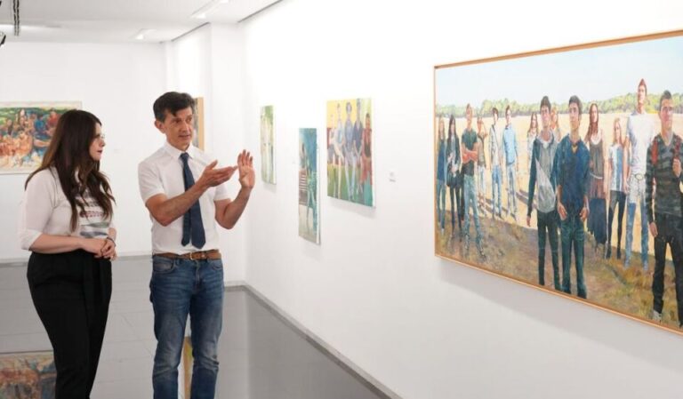 La Diputación de Valladolid presenta la exposición Nosotros Somos, con obras de Santiago Bellido