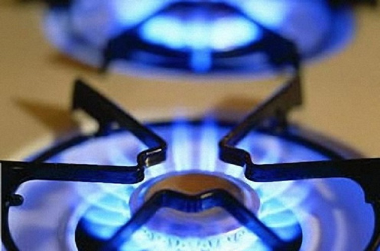 La demanda de gas natural cae un 22% y la de electricidad un 7,5% con relación a los últimos cinco años