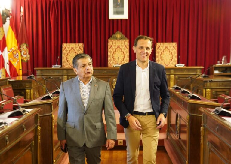 La Diputación de Valladolid abre cauces de colaboración económica con Perú