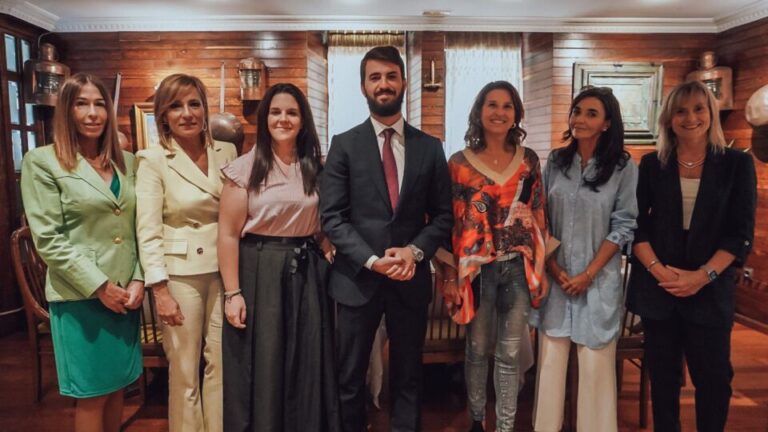 García-Gallardo se reúne con mujeres empresarias de Castilla y León