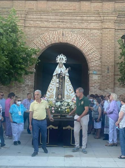 La Virgen del Carmen, patrona de Torrecilla de la Orden, regresa a su Ermita