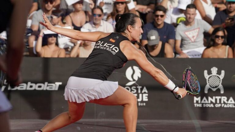 La medinense Alicia Blanco se alza junto a Sara Ruiz con el ‘Canarias Open’ del APT Padel Tour