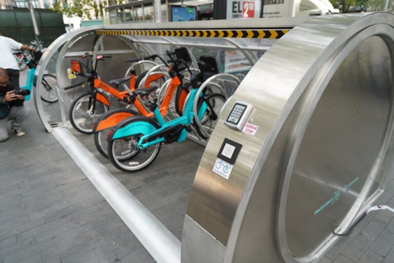 Avance firme del nuevo carril bici en el Paseo Isabel la Católica de Valladolid a pesar del recurso: Desestimado por la Junta de Gobierno Local