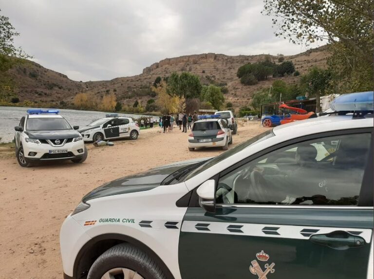 Rescatados 55 escolares madrileños en un embalse de Segovia