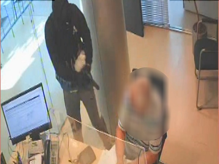 Detenido en Burgos un atracador de bancos reincidente tras amenazar a punta de pistola y sustraer 4.000 euros en una sucursal