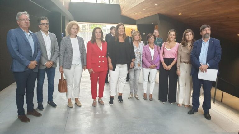 La delegada del Gobierno inaugura la tercera Jornada contra la Trata y Explotación Sexual en Castilla y León que se celebra en Segovia
