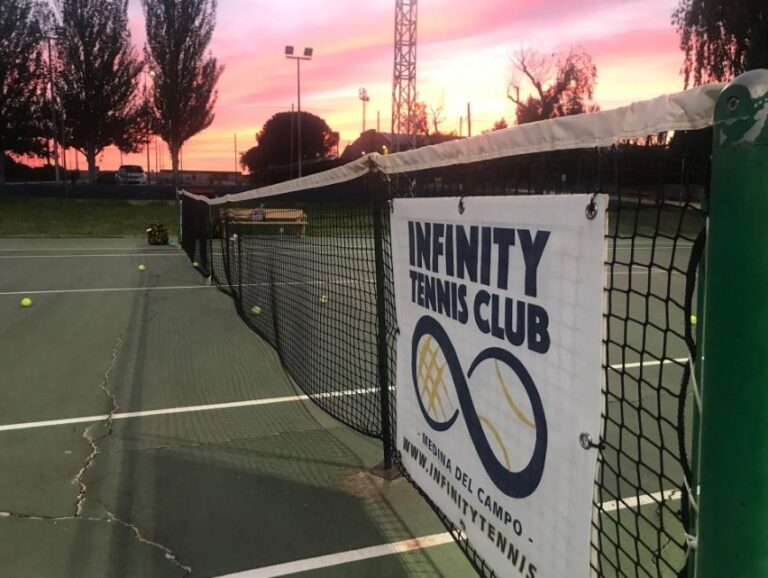 infinity tenis en Medina del Campo