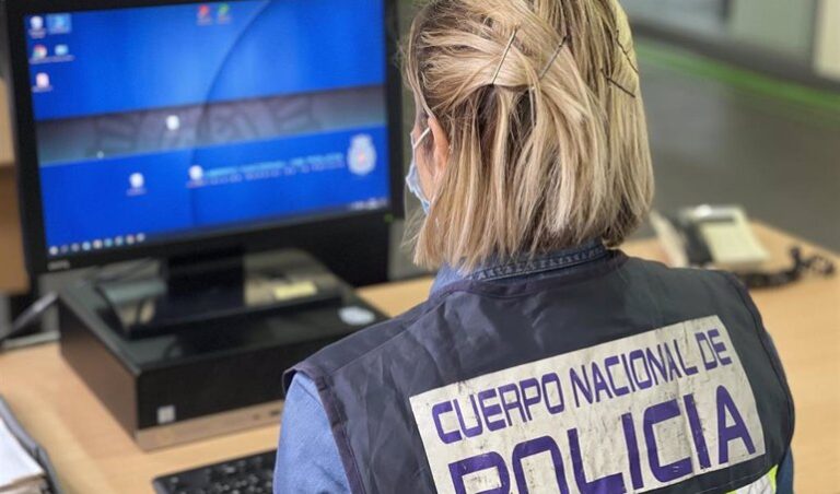 Operación nacional contra la pornografía infantil: 121 detenidos tras 125 registros en todo el país, incluyendo localidades como Medina del Campo, Valladolid y Aldeamayor de San Martín