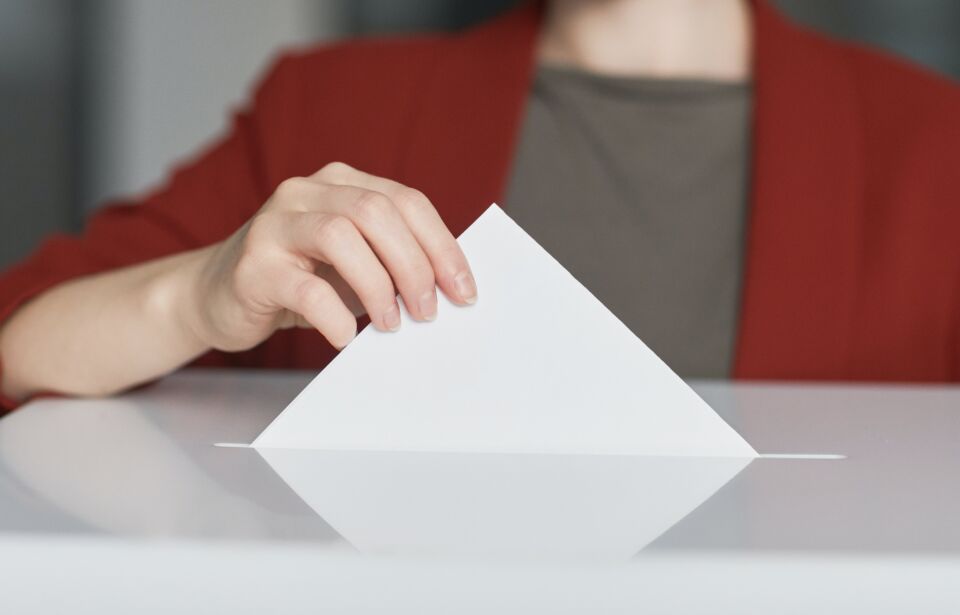Encuesta de lavozdemedinadigital: El PSOE lidera la intención de voto, pero crece