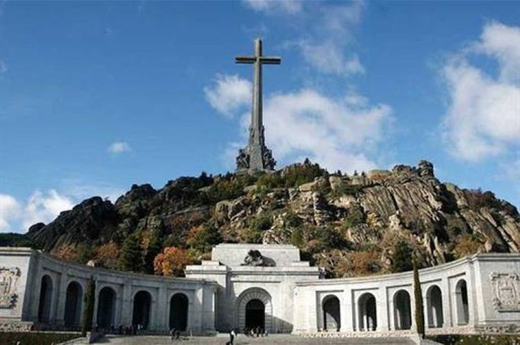 Reanudados los trabajos para exhumar a 118 víctimas de la guerra del «Valle de los Caídos»