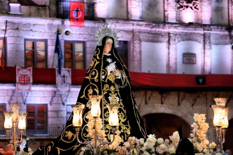 La Semana Santa de Medina del Campo presenta esta tarde su cartel