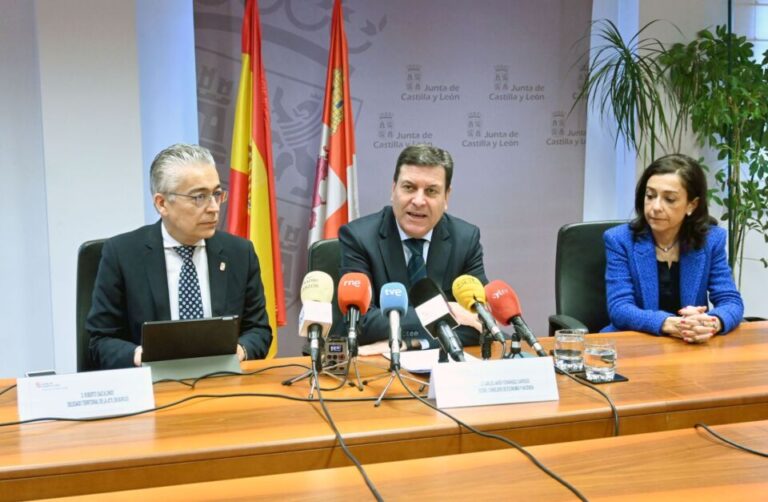 Casi 30.000 contribuyentes de Castilla y León se ahorran 218 millones de euros desde la eliminación del Impuesto sobre Donaciones