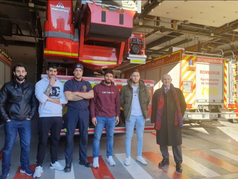 Cinco bomberos del Ayuntamiento de Valladolid parten a Turquía para ayudar en el rescate de los supervivientes del terremoto