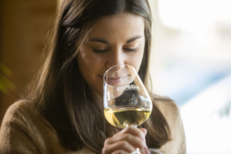 D.O. Rueda, la favorita entre los consumidores de vino blanco