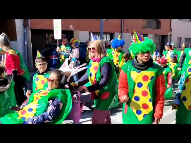 Carnaval Colegio Barrientos – Envianos tus videos a Telemedina
