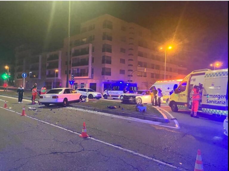Tres personas son trasladadas a hospital tras un accidente en Valladolid