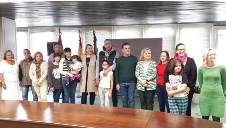 Blanco recibe a las primeras familias procedentes de Argentina y Cuba que participan en el programa ‘Reto Zamora’
