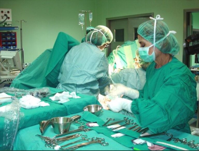 Castilla y León reduce la lista de espera quirúrgica a 116 días