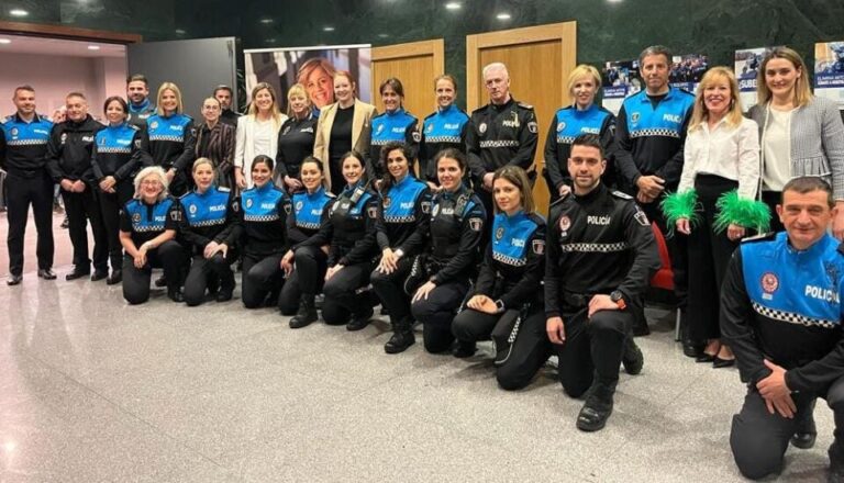Castilla y León inicia una campaña para combatir la brecha de género en las plantillas de policías locales