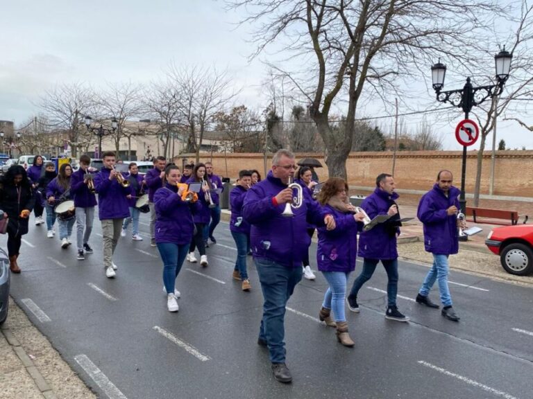 La Cofradía Penitencial de la Misericordia y Jesús Nazareno de Medina del Campo vuelve a celebrar su ensayo solidario