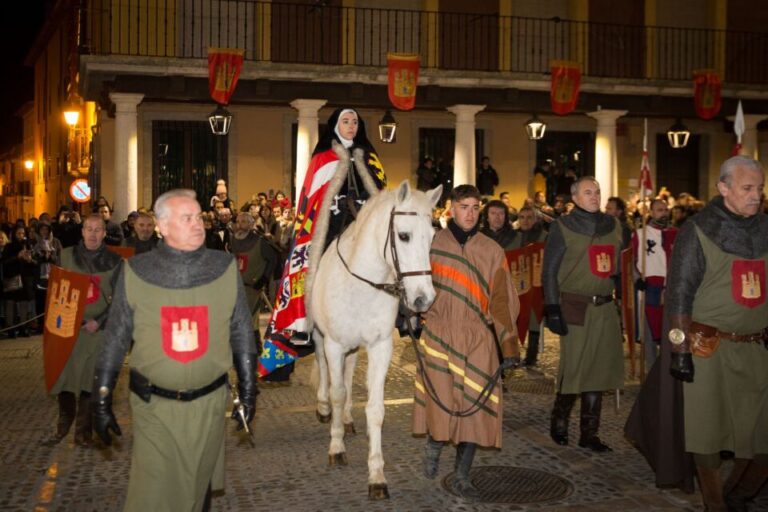 Tordesillas revive la llegada de la reina Juana I con una multitudinaria recreación histórica