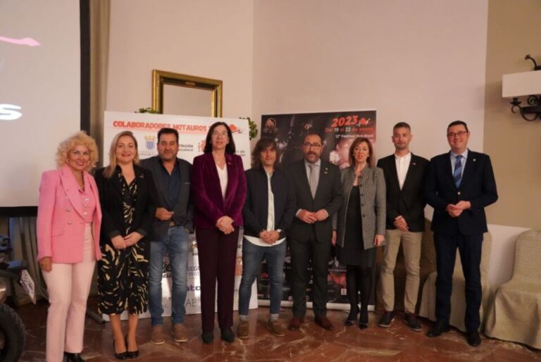 Motauros entrega los novenos Premios Difusión a la Diputación de Valladolid, la DGT, al canal temático MotoADV TV y al stunt Ángel Vicente Campos-AV Campos