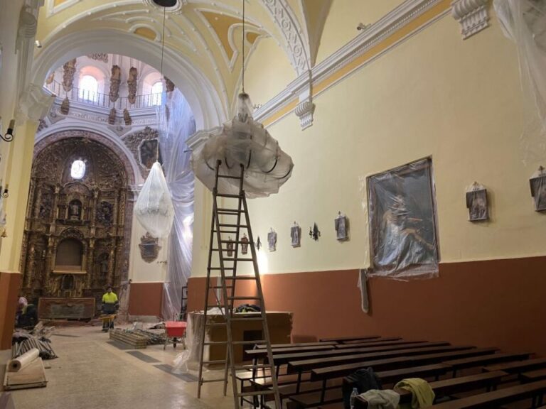 El Retablo Mayor de la Capilla de las Angustias comienza su restauración en Medina del Campo
