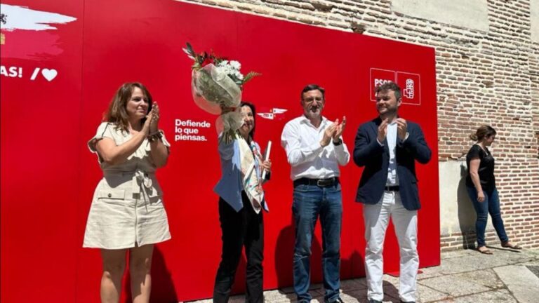 Margarita Robles arropa al candidato del PSOE para la alcaldía de Medina del Campo