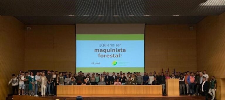 La Junta impulsa la FP Dual con una jornada entre los centros de formación forestal y las empresas del sector en Castilla y León
