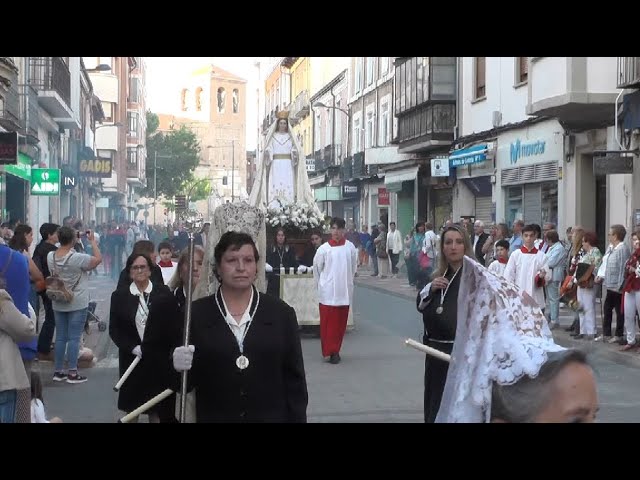 Procesión – VÍA LUCIS en Medina del Campo