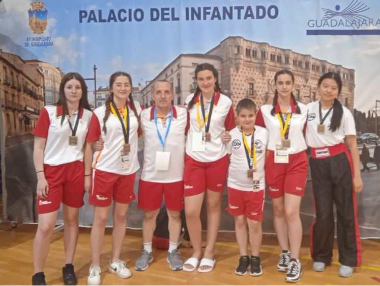 El Club Budokan Medina se sube al pódium del Campeonato de España de Kickboxing con tres oros, una plata y dos bronces