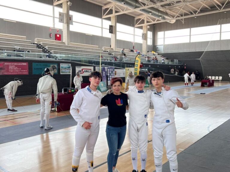 Los tiradores del Club de Esgrima El Duque logran unas buenas posiciones en el Campeonato Regional M-17 y M-20
