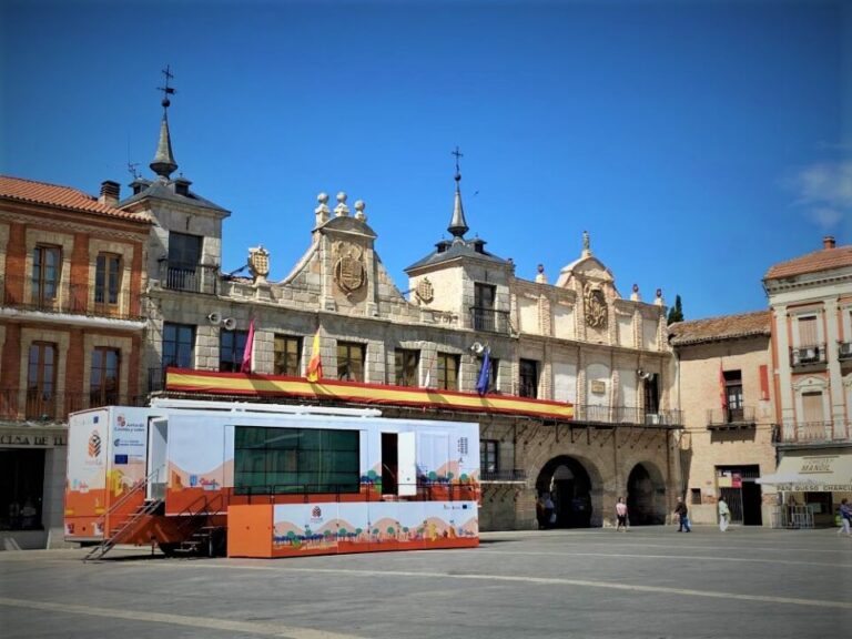 La Plaza Mayor de la Hispanidad acoge a un autobús formativo en medidas de autoprotección frente a riesgos