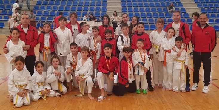 El Club Budokan Medina arrasa en el Campeonato Provincial por edades de Kárate en Valladolid